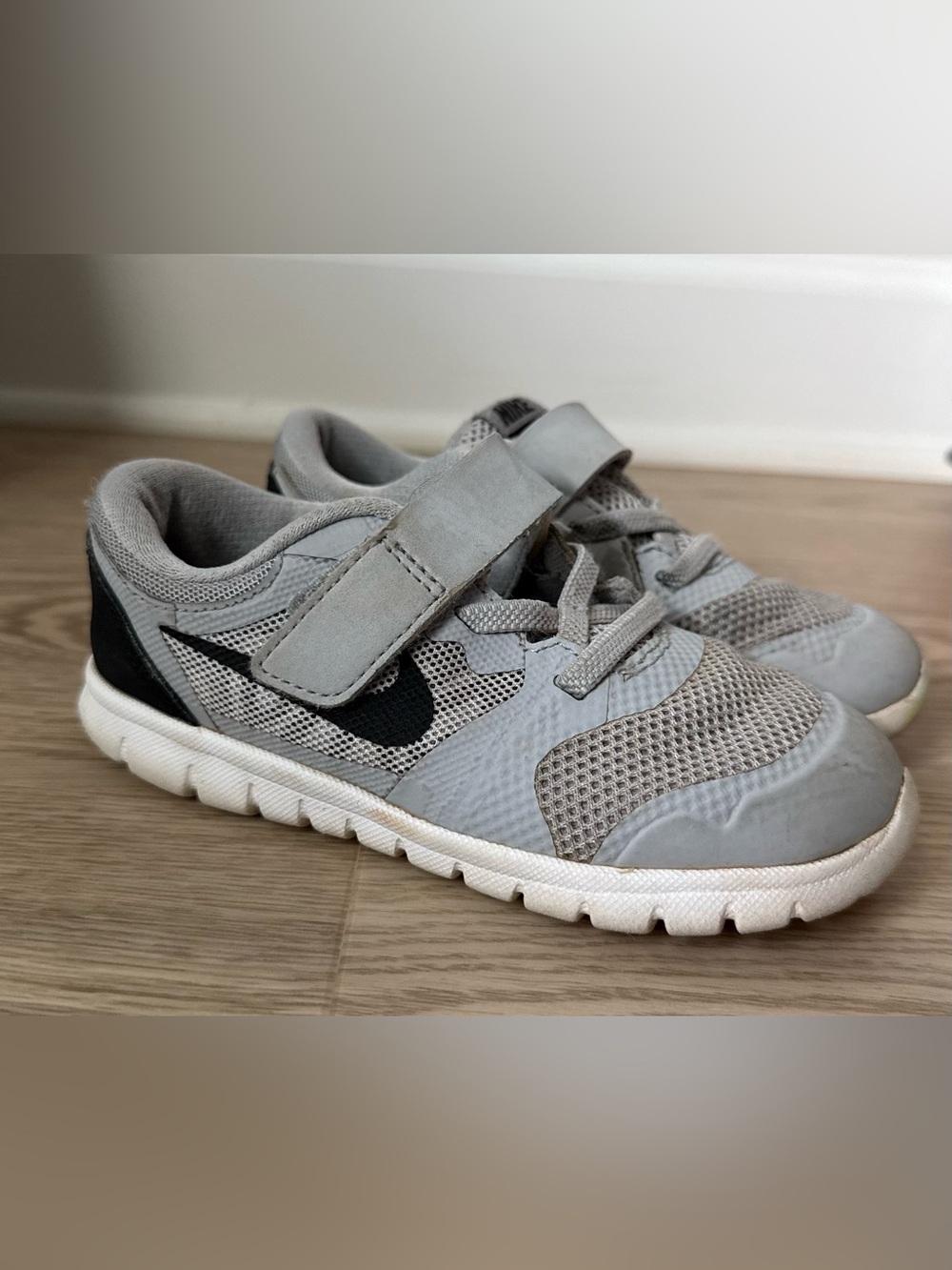 Toddler Boy Gray Nike’s with Straps
